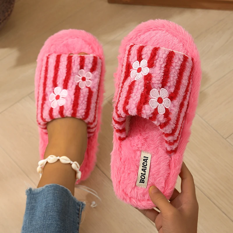 Embroidery Garments - Sandal Bulu Bordir Bunga Bergaris untuk