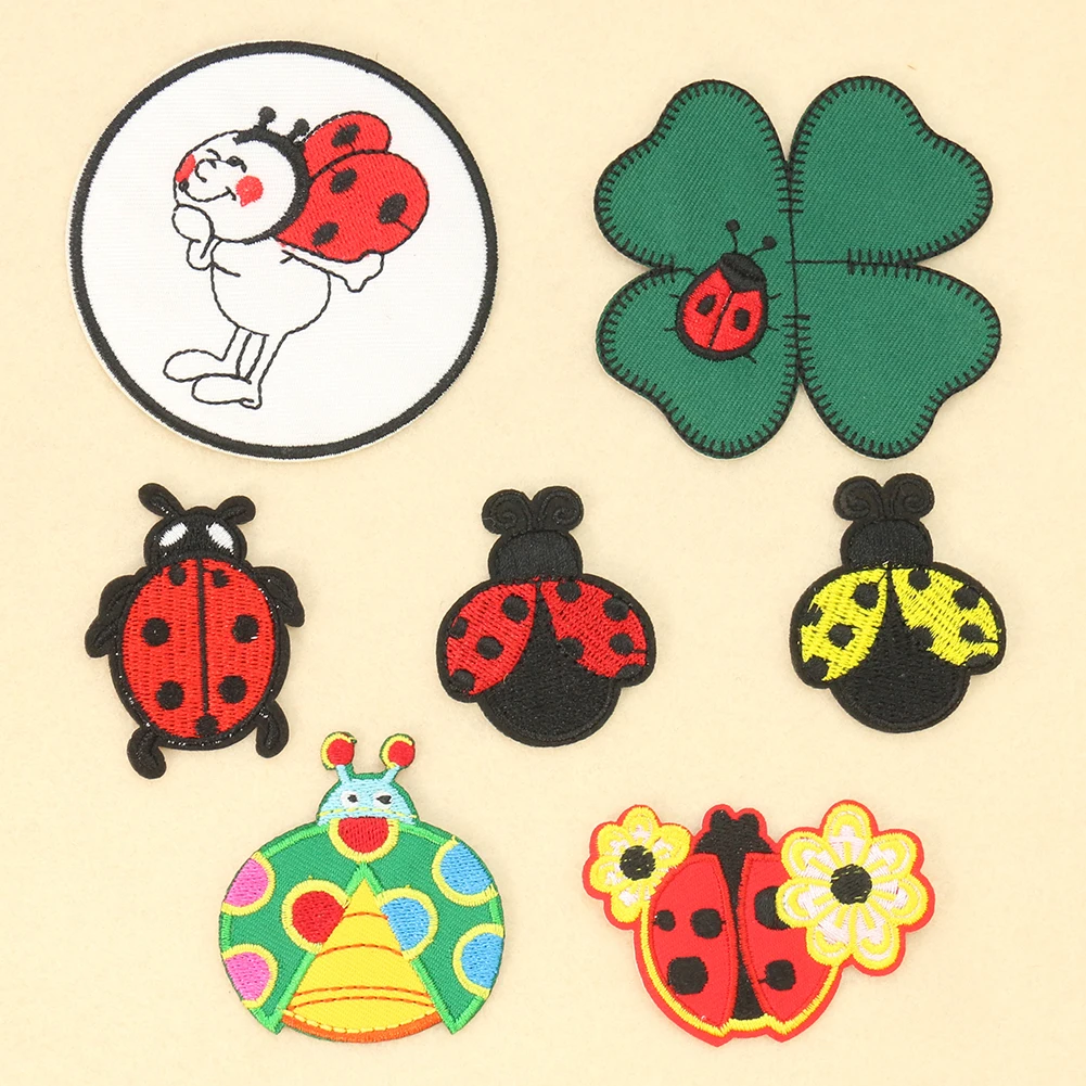 Embroidery Lady Bug - 2 buah kartun kumbang empat daun